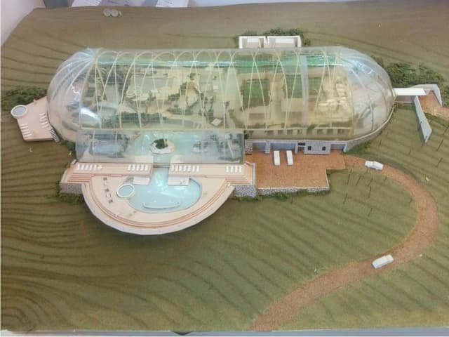 GLASS HOUSE_image